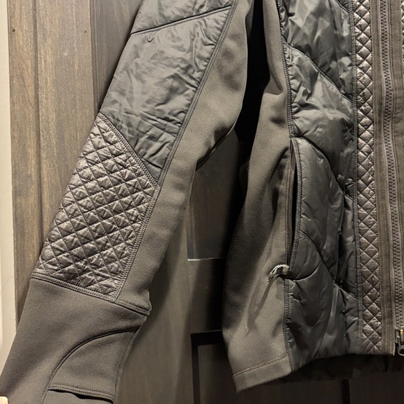 Athleta Women’s Jacket - Picture 5 of 12